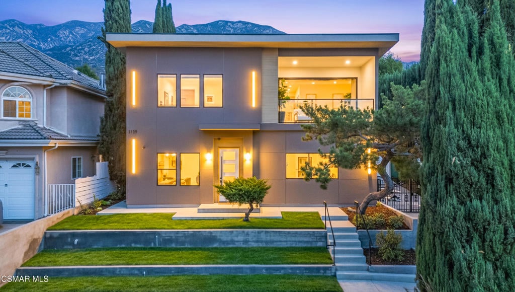 la Crescenta CA